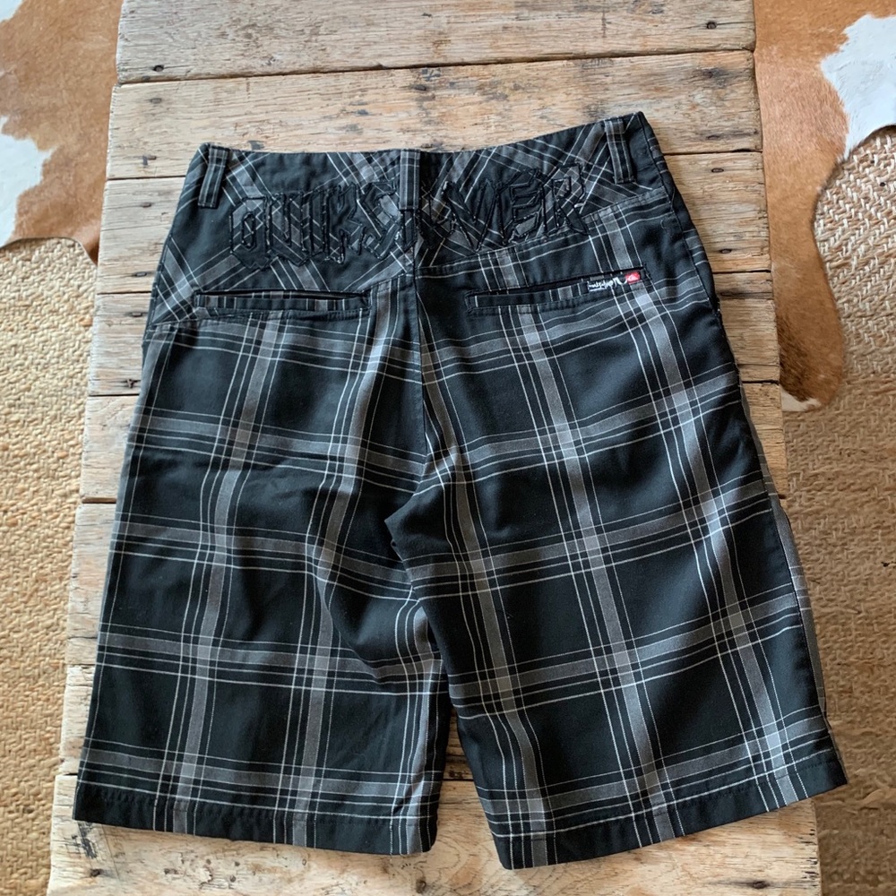 Quicksilver Mens SkateBoard Shorts 33” Waist - Picture 6 of 6